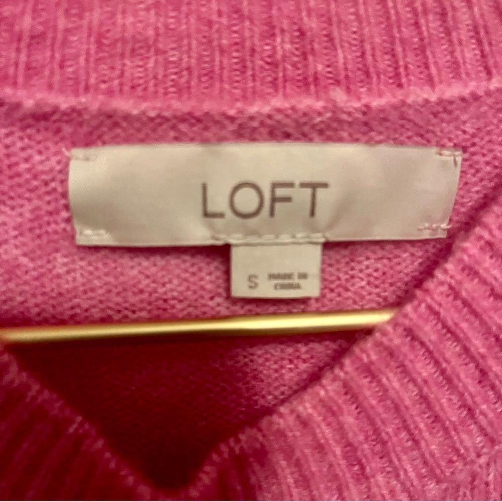 LOFT Pink Ruffle Sweater NWOT - Picture 4 of 6